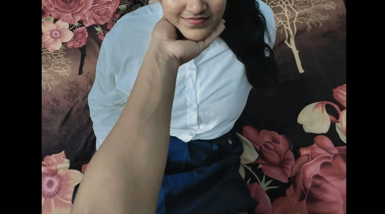 Cute School Girl First time Sex – POV Virgin 18+ Indian Teen